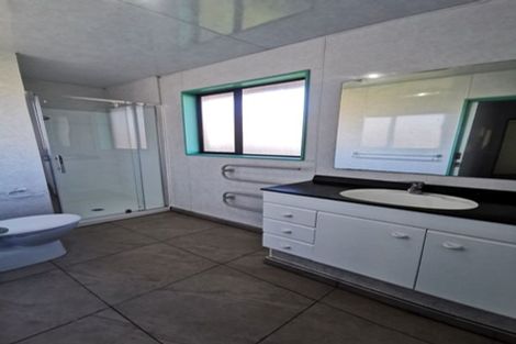 Photo of property in 64 Acacia Avenue, Upper Riccarton, Christchurch, 8041