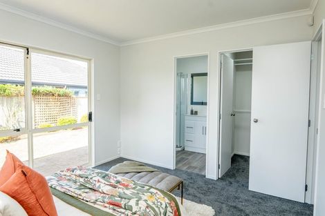 Photo of property in 5 Greta Banks Place, Wattle Downs, Auckland, 2103