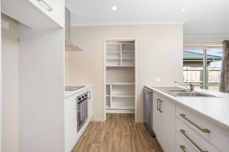 Photo of property in 8 Hurutini Way, Halswell, Christchurch, 8025