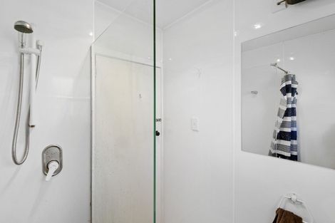 Photo of property in 53 Hillary Crescent, Upper Riccarton, Christchurch, 8041