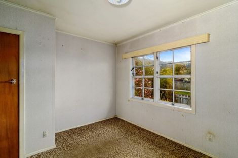 Photo of property in 2 Liane Place, Mangakakahi, Rotorua, 3015