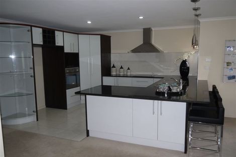 Photo of property in 497 Great South Road, Opaheke, Papakura, 2113