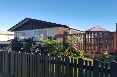 Photo of property in 15 Trelawney Road, Wainuiomata, Lower Hutt, 5014