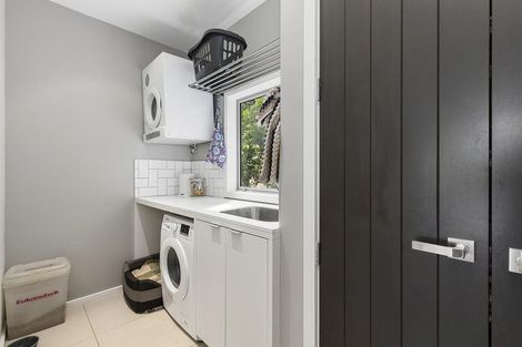 Photo of property in 405b Karori Road, Karori, Wellington, 6012