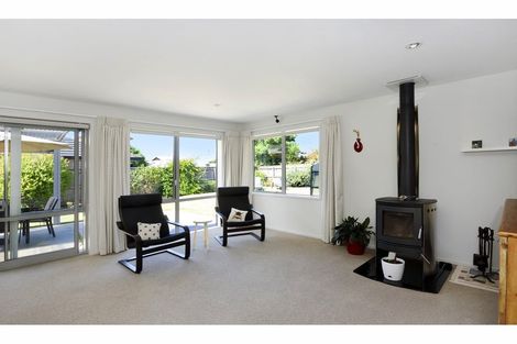 Photo of property in 15 Wanderers Avenue, Brightwater, 7022