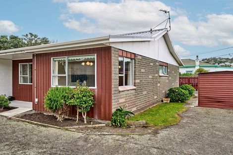 Photo of property in 2/10 Rex Street, Miramar, Wellington, 6022