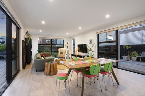 Photo of property in 2 Touhou Road, Hobsonville, Auckland, 0616