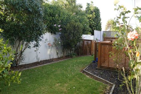 Photo of property in 1b Estuary Views, Shelly Park, Auckland, 2014