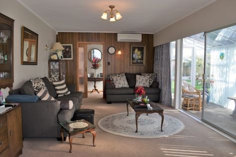 Photo of property in 27 Bell Street, Otaki, 5512