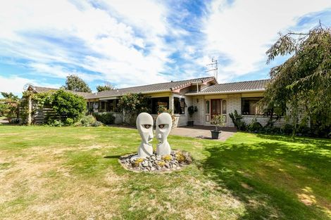 Photo of property in 2 Armstrong Avenue, Waitara, 4320