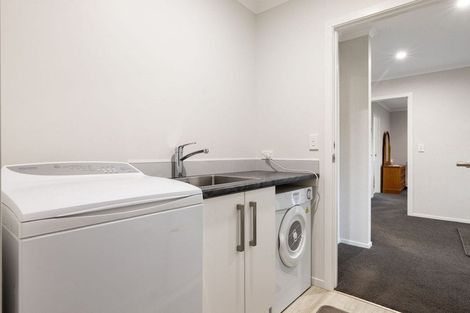 Photo of property in 5 Clifford Close, Leamington, Cambridge, 3432