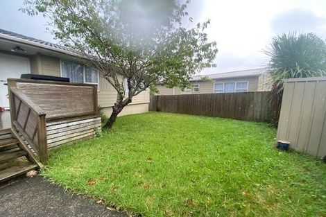 Photo of property in 96 Hutchinsons Road, Bucklands Beach, Auckland, 2014