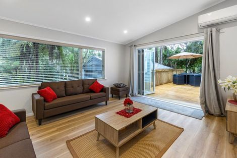 Photo of property in 45 Park Road, Titirangi, Auckland, 0604