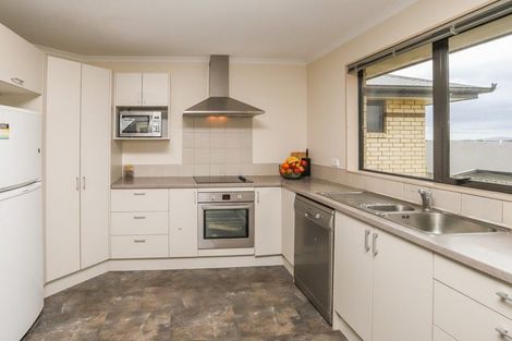 Photo of property in 11b Sharaleigh Place, Grandview Heights, Hamilton, 3200