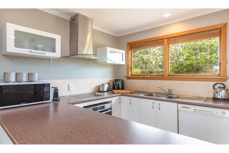 Photo of property in 32 Horton Place, Avondale, Christchurch, 8061