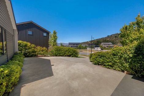 Photo of property in 45 Mount Linton Avenue, Wanaka, 9305