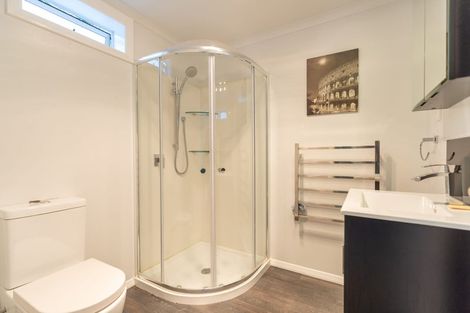 Photo of property in 1 Wigan Place, Hokowhitu, Palmerston North, 4410