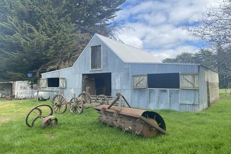 Photo of property in 750a Winton Lorneville Highway, Lochiel, Winton, 9781