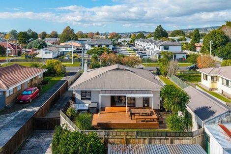 Photo of property in 1/20 Bunnythorpe Road, Papakura, 2110