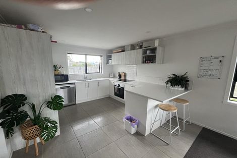 Photo of property in 2 Cardiff Street, Levin, 5510