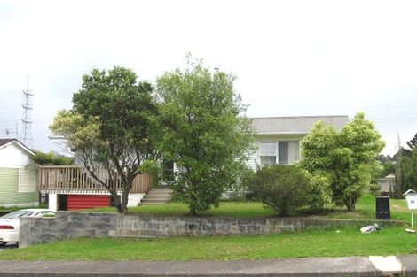 Photo of property in 17 Vina Place, Massey, Auckland, 0614