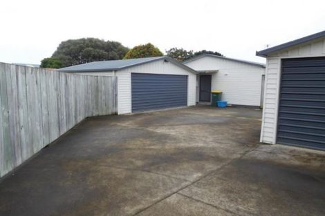 Photo of property in 241a Huatoki Street, Upper Vogeltown, New Plymouth, 4310