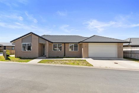 Photo of property in 2 Harakeke Way, Papamoa Beach, Te Puke, 3187