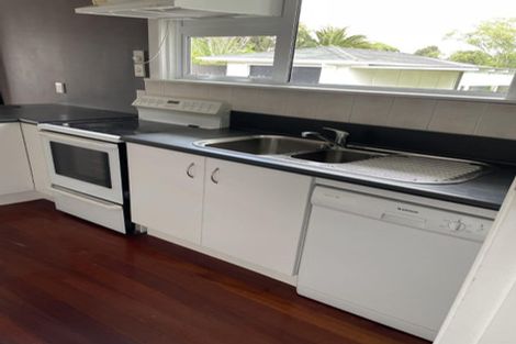 Photo of property in 23 Edwards Place, Terrace End, Palmerston North, 4410