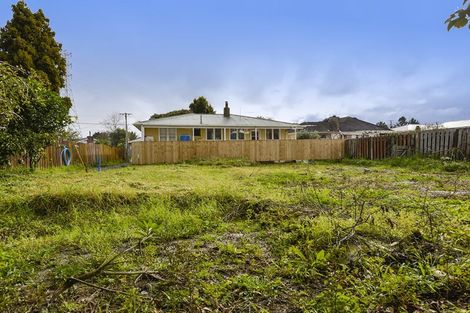Photo of property in 37a Cobham Crescent, Kelston, Auckland, 0602