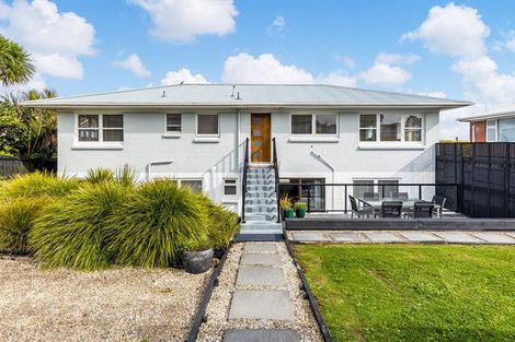 Photo of property in 121 Wallace Road, Mangere Bridge, Auckland, 2022