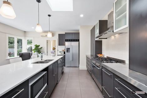 Photo of property in 2 Rangiora Street, Woburn, Lower Hutt, 5010