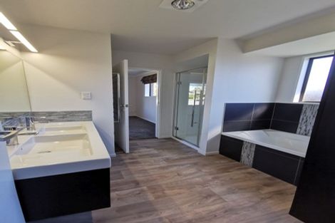 Photo of property in 72 Sabys Road, Halswell, Christchurch, 8025