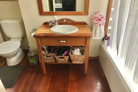 Photo of property in 84 Matatua Road, Raumati Beach, Paraparaumu, 5032