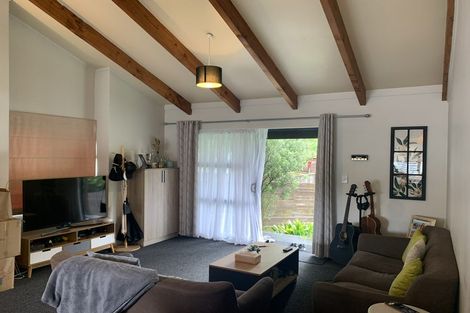 Photo of property in 4/7 Vera Road, Te Atatu South, Auckland, 0610