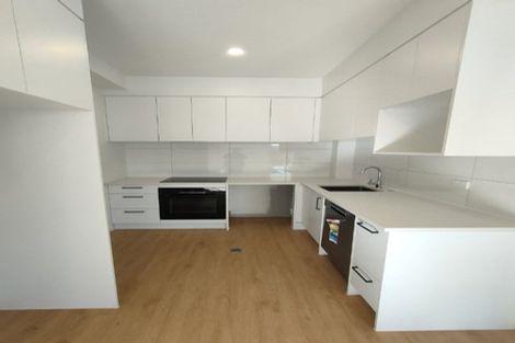 Photo of property in 7/32a Westgate Drive, Massey, Auckland, 0614