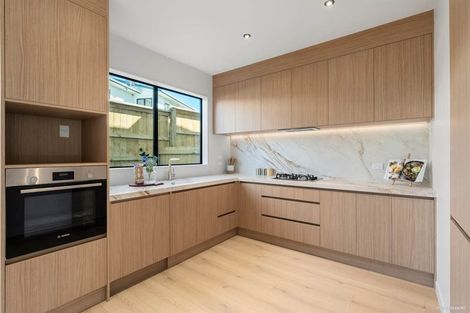 Photo of property in 4/59 Howe Street, Howick, Auckland, 2014