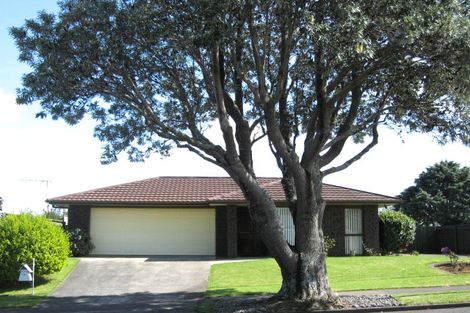 Photo of property in 111 Heta Road, Highlands Park, New Plymouth, 4312