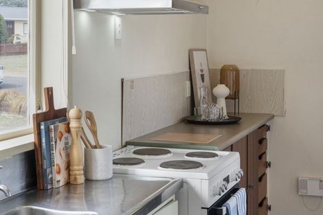 Photo of property in 11a Tobin Place, Richmond Heights, Taupo, 3330