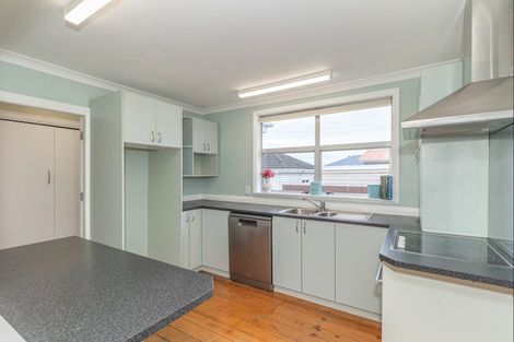 Photo of property in 12 Clark Street, Levin, 5510