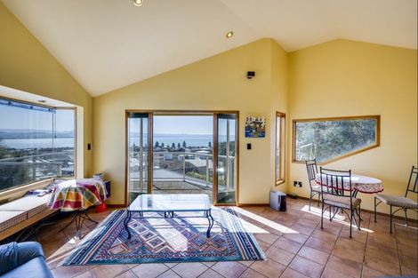 Photo of property in 122a Chaucer Road, Hospital Hill, Napier, 4110