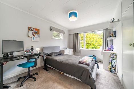 Photo of property in 29 Paekakariki Hill Road, Pauatahanui, Porirua, 5381
