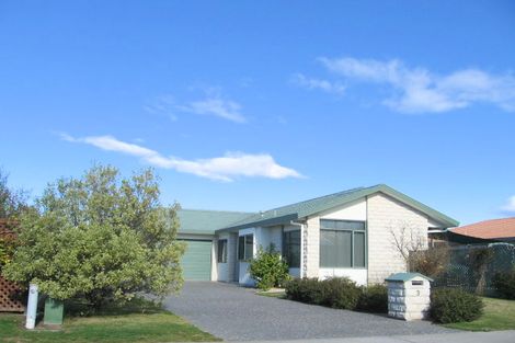 Photo of property in 3 Aintree Place, Taradale, Napier, 4112