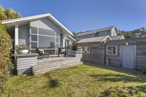 Photo of property in 65 Marine Parade, Seatoun, Wellington, 6022