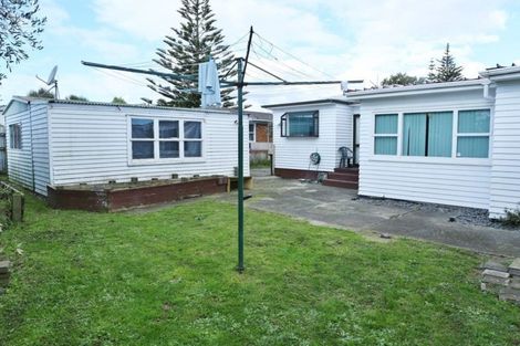 Photo of property in 6 Bettina Place, Manurewa, Auckland, 2102