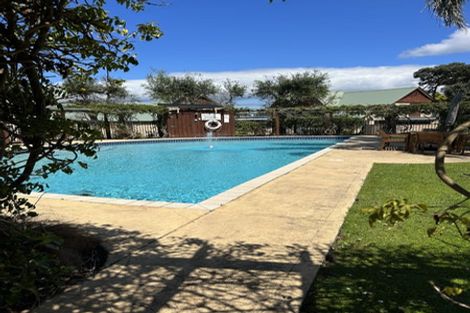 Photo of property in 4/52 Taharoto Road, Takapuna, Auckland, 0622