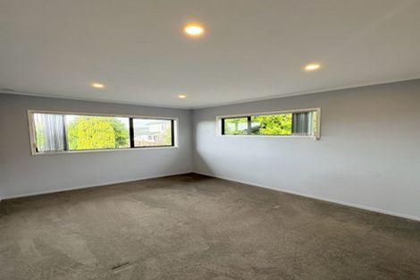 Photo of property in 43 Chequers Avenue, Glenfield, Auckland, 0629