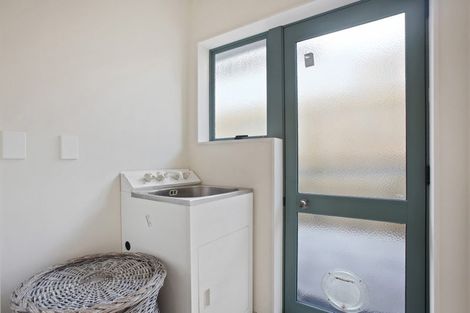 Photo of property in 3 Khaleel Place, Henderson, Auckland, 0612