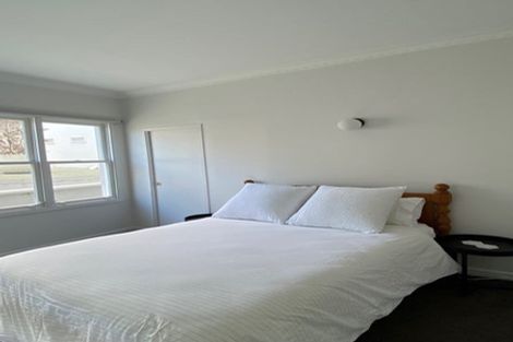 Photo of property in Illawarra Flats, 8/6 Brighton Road, Parnell, Auckland, 1052