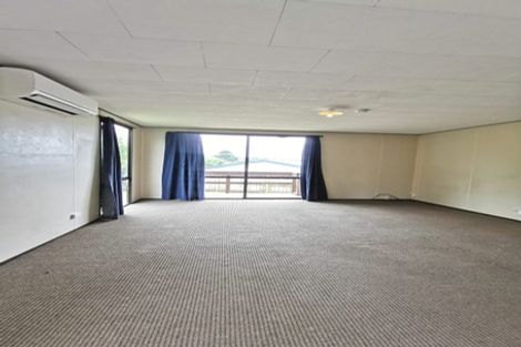 Photo of property in 1/79a Colwill Road, Massey, Auckland, 0614