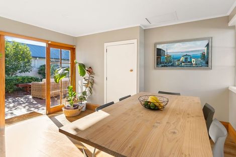 Photo of property in 53 Avenue Road, West End, Timaru, 7910